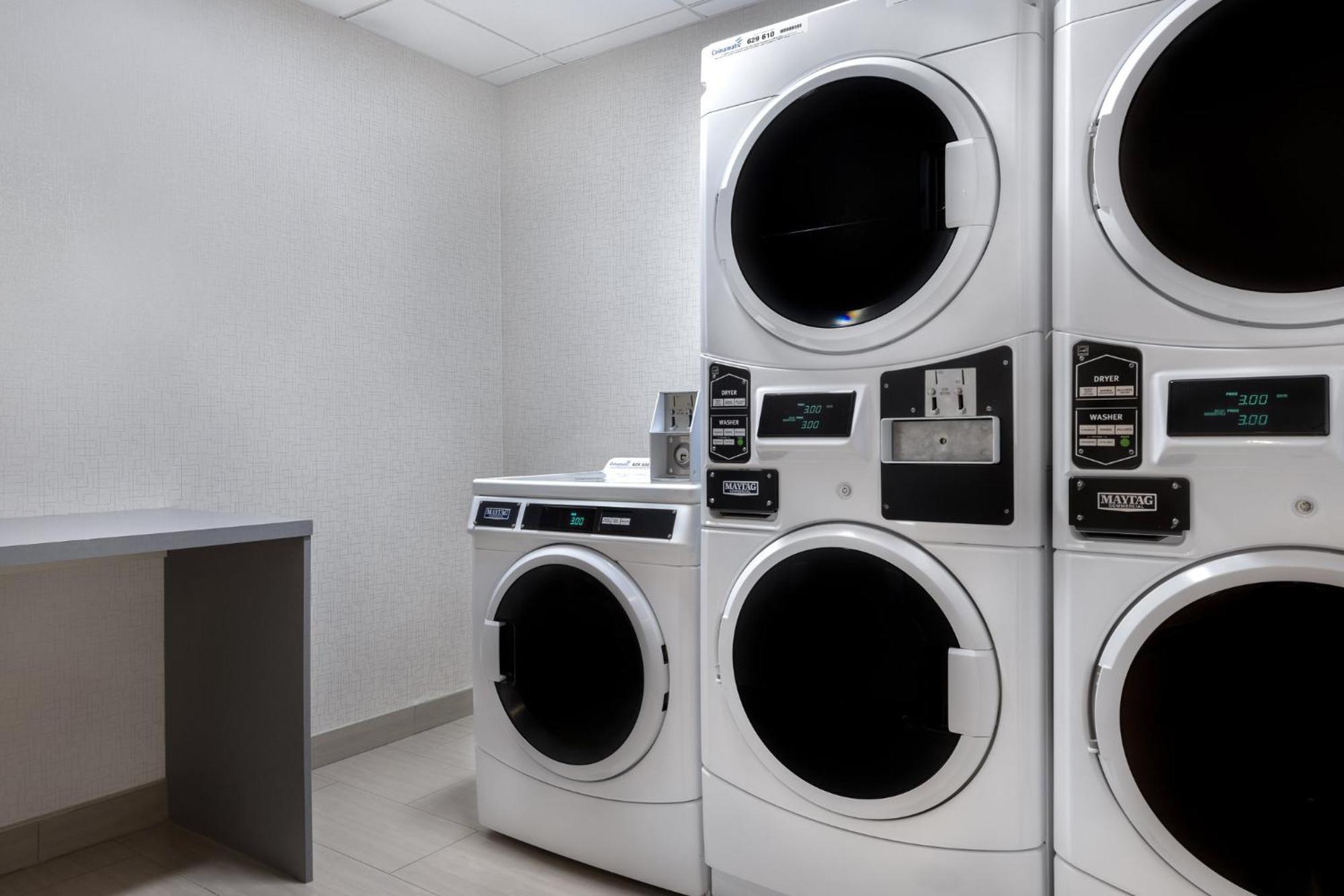 Holiday Inn Express & Suites St Thomas Saint Thomas Luaran gambar